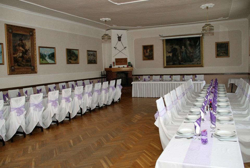 Kastelyfogado Sitke Hotel Buitenkant foto